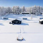 Βίλα Sonka Lakeside With Private Sauna & Hot Tub *