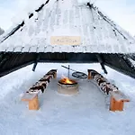 Sonka Lakeside With Private Sauna & Hot Tub * Ροβανιέμι