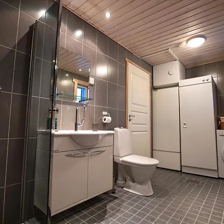 Sonka Lakeside With Private Sauna & Hot Tub Rovaniemi