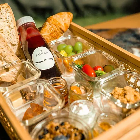 Villa Sonka Lakeside With Private Sauna & Hot Tub