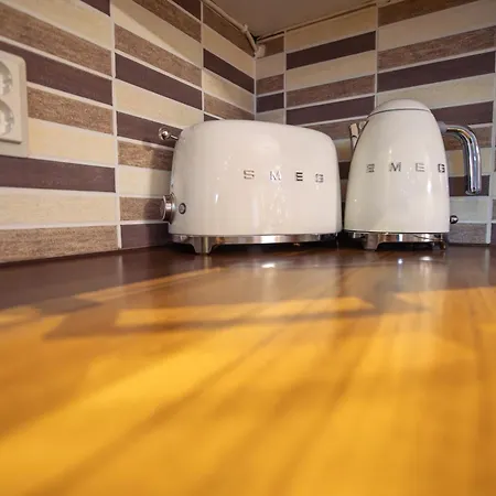 Sonka Lakeside With Private Sauna & Hot Tub * רובניימי