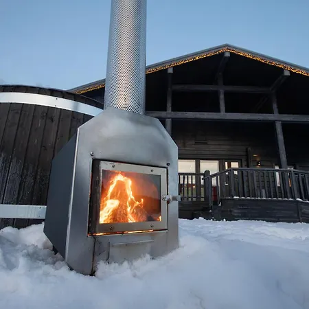 Sonka Lakeside With Private Sauna & Hot Tub וילה *