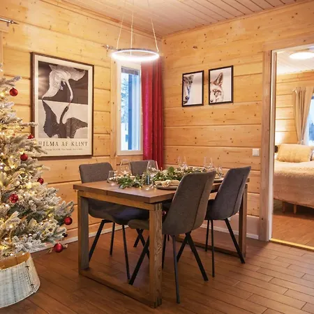Sonka Lakeside With Private Sauna & Hot Tub Βίλα *
