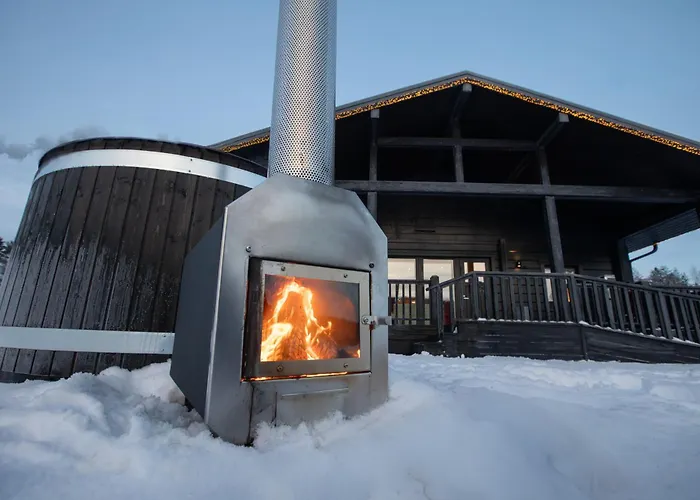 Sonka Lakeside With Private Sauna & Hot Tub וילה *