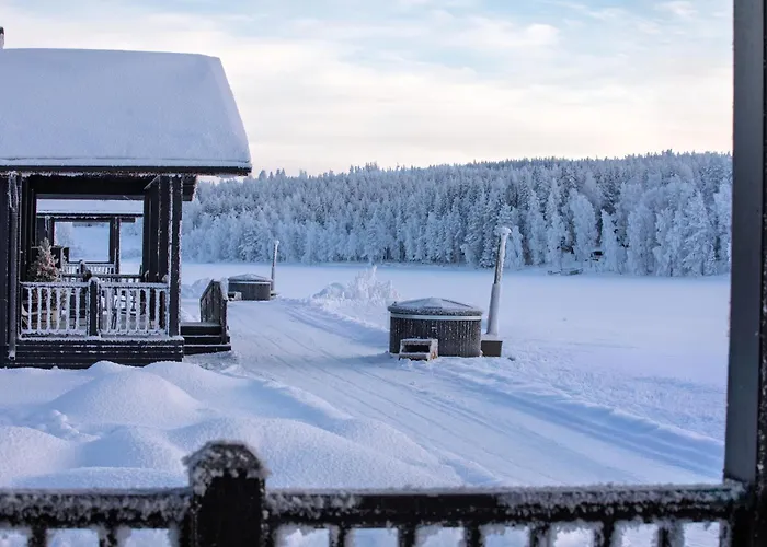 Villa Sonka Lakeside With Private Sauna & Hot Tub Rovaniemi